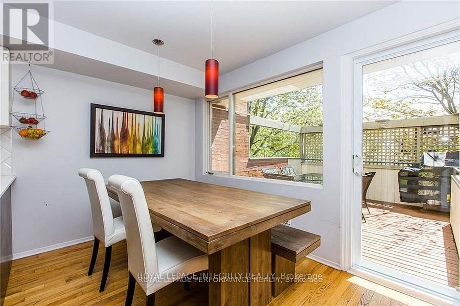 Photo 6 of 271 Bruyere Street, Ottawa ON
