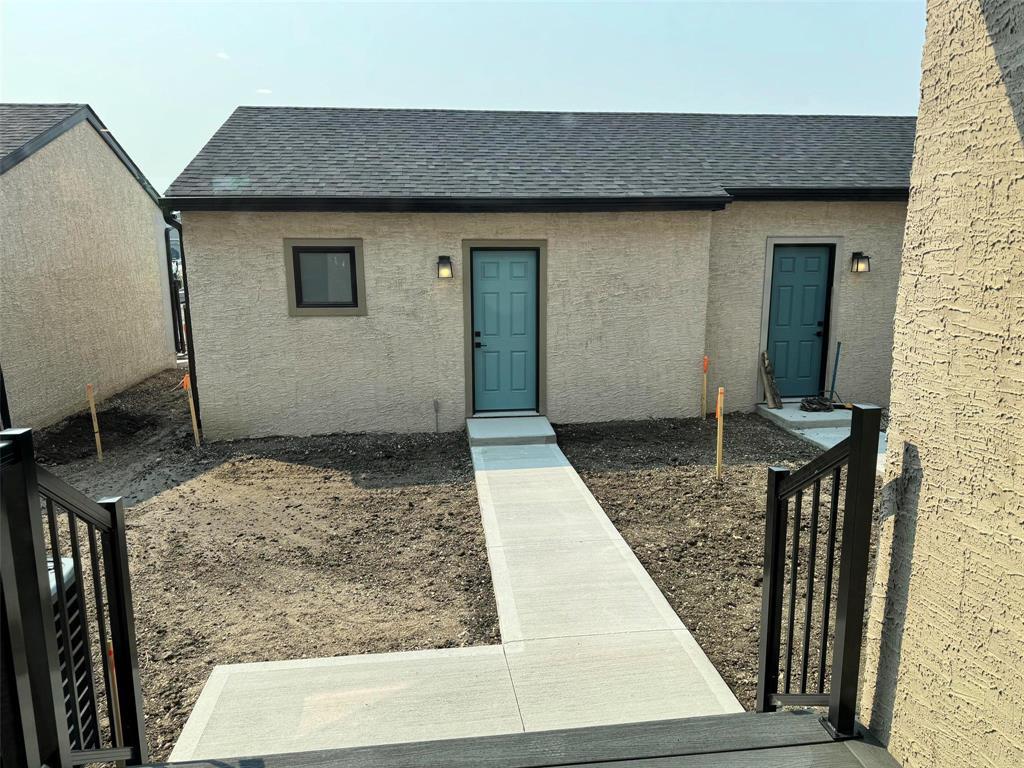 Photo 8 of 558 Couture Crescent, Winnipeg MB