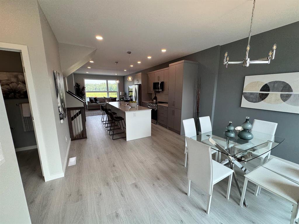 Photo 8 of 546 Couture Crescent, Winnipeg MB