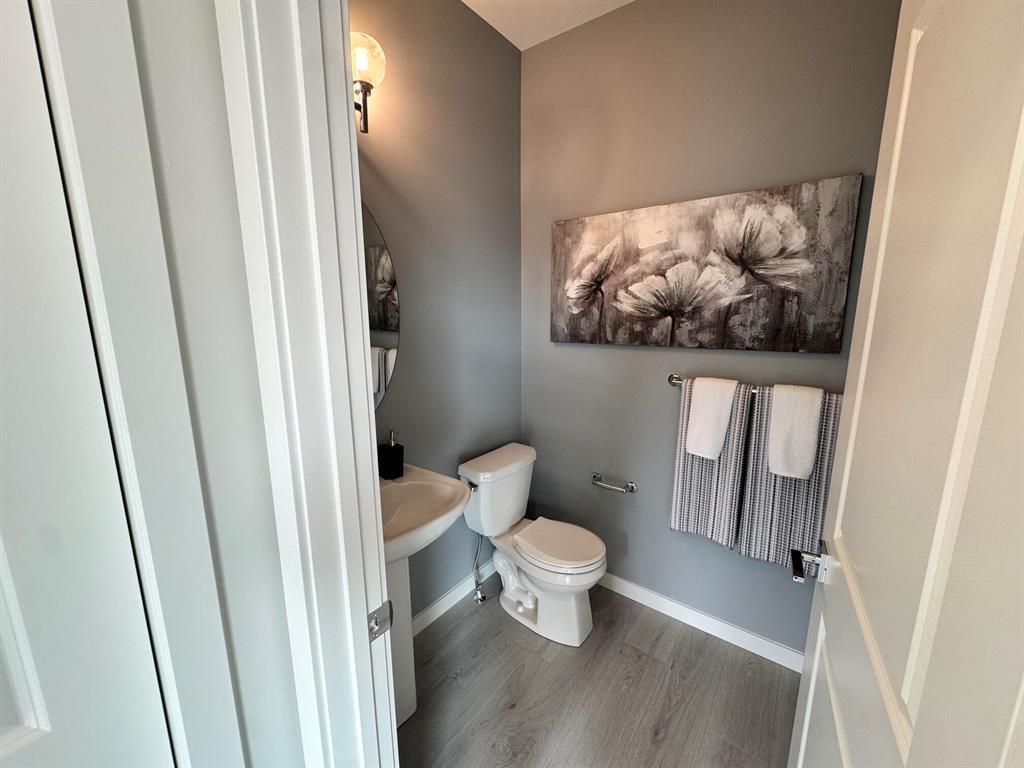 Photo 12 of 546 Couture Crescent, Winnipeg MB