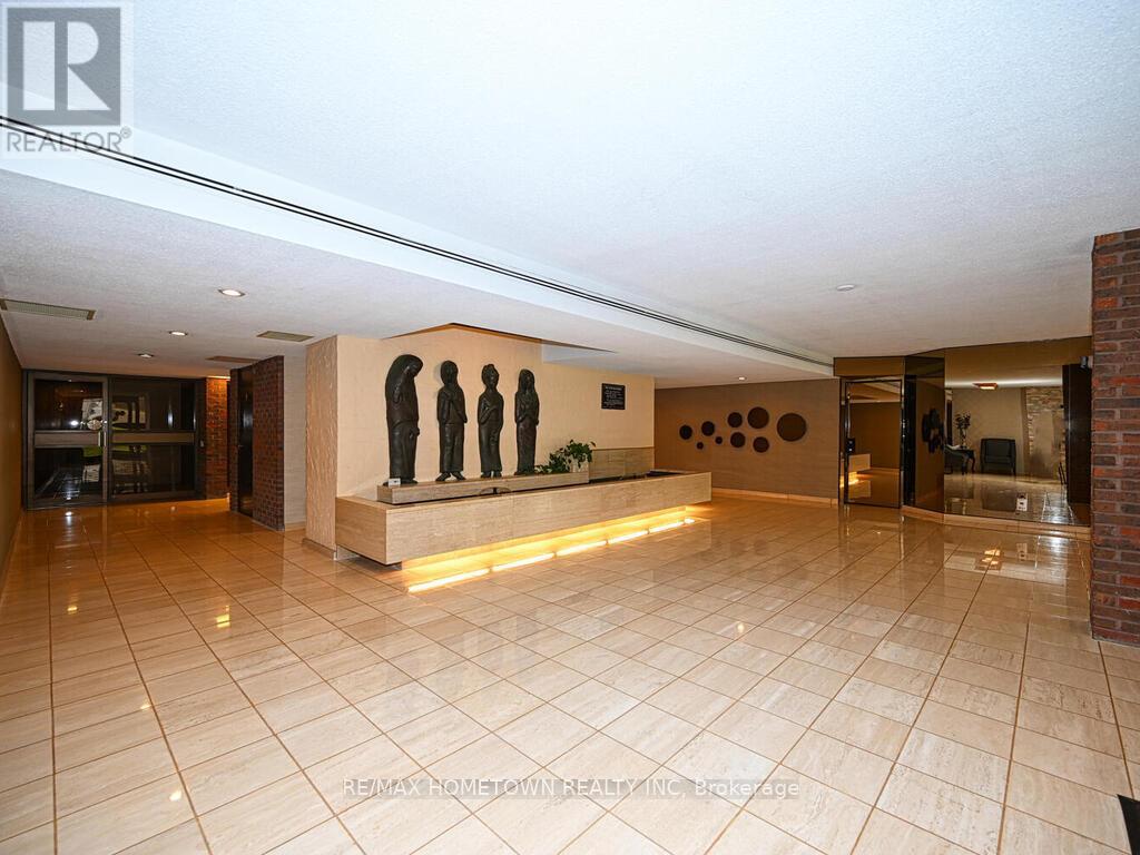 Photo 10 of 211 55 Water Street E, Brockville ON