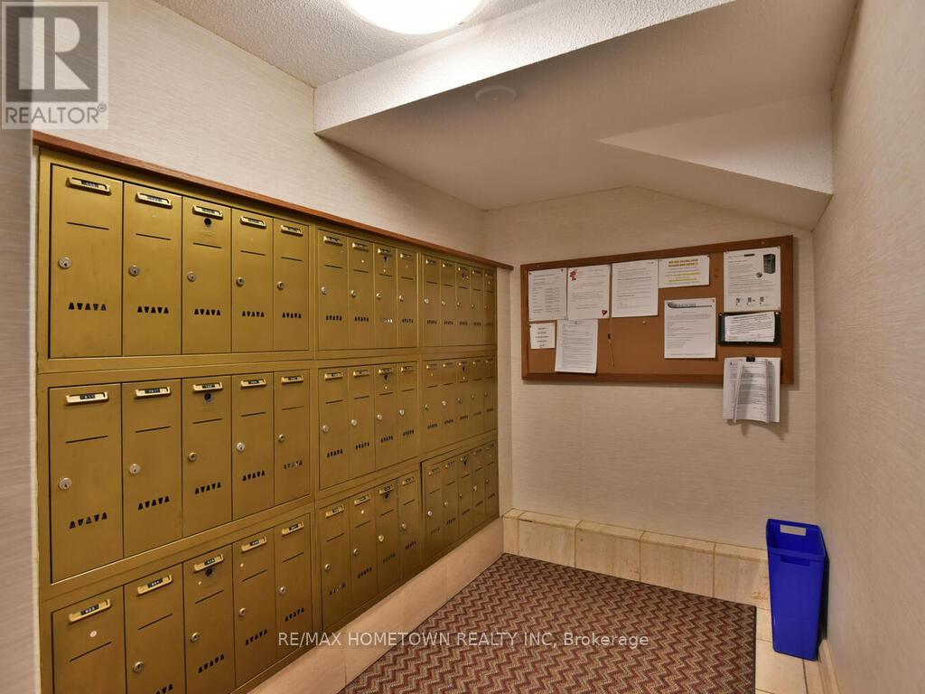 Photo 13 of 211 55 Water Street E, Brockville ON