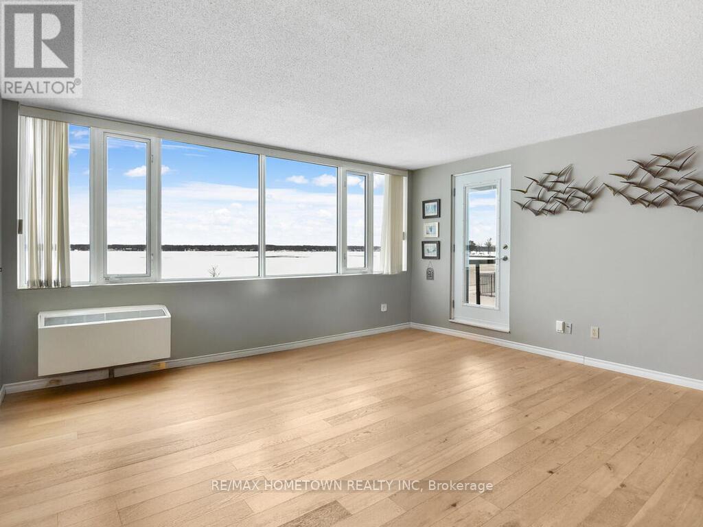 Photo 27 of 211 55 Water Street E, Brockville ON