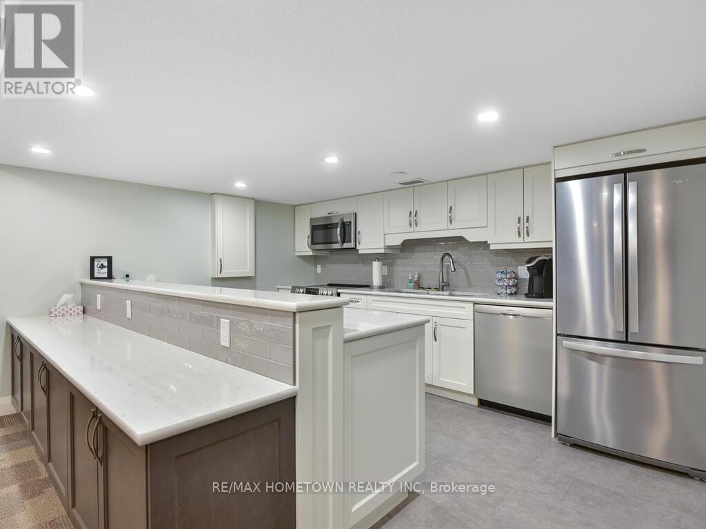 Photo 46 of 211 55 Water Street E, Brockville ON
