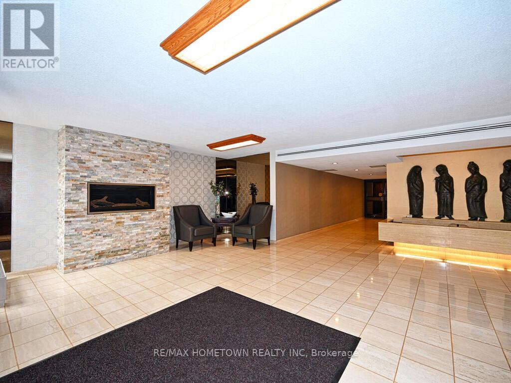 Photo 8 of 211 55 Water Street E, Brockville ON