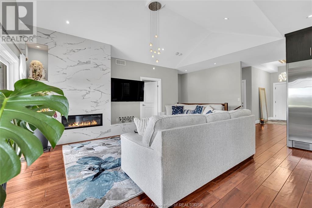 Photo 6 of 1835 Dominion Boulevard, Windsor ON