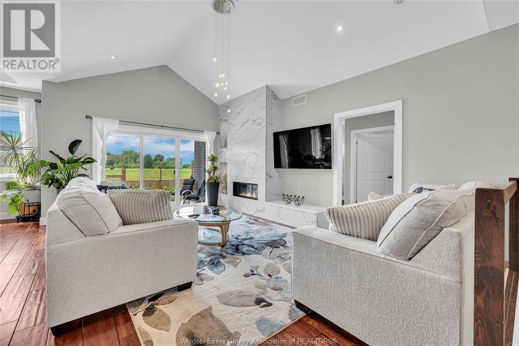 Photo 8 of 1835 Dominion Boulevard, Windsor ON