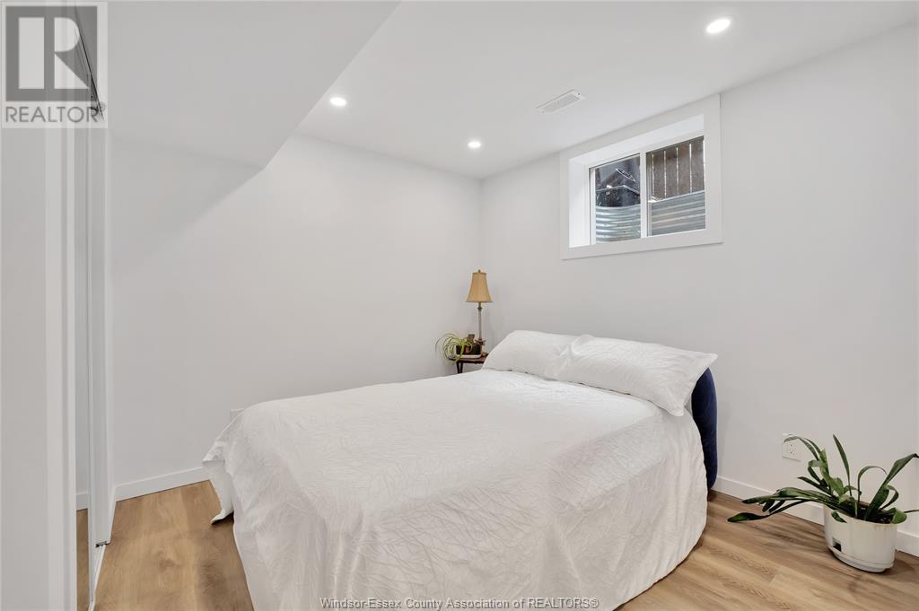 Photo 33 of 1835 Dominion Boulevard, Windsor ON