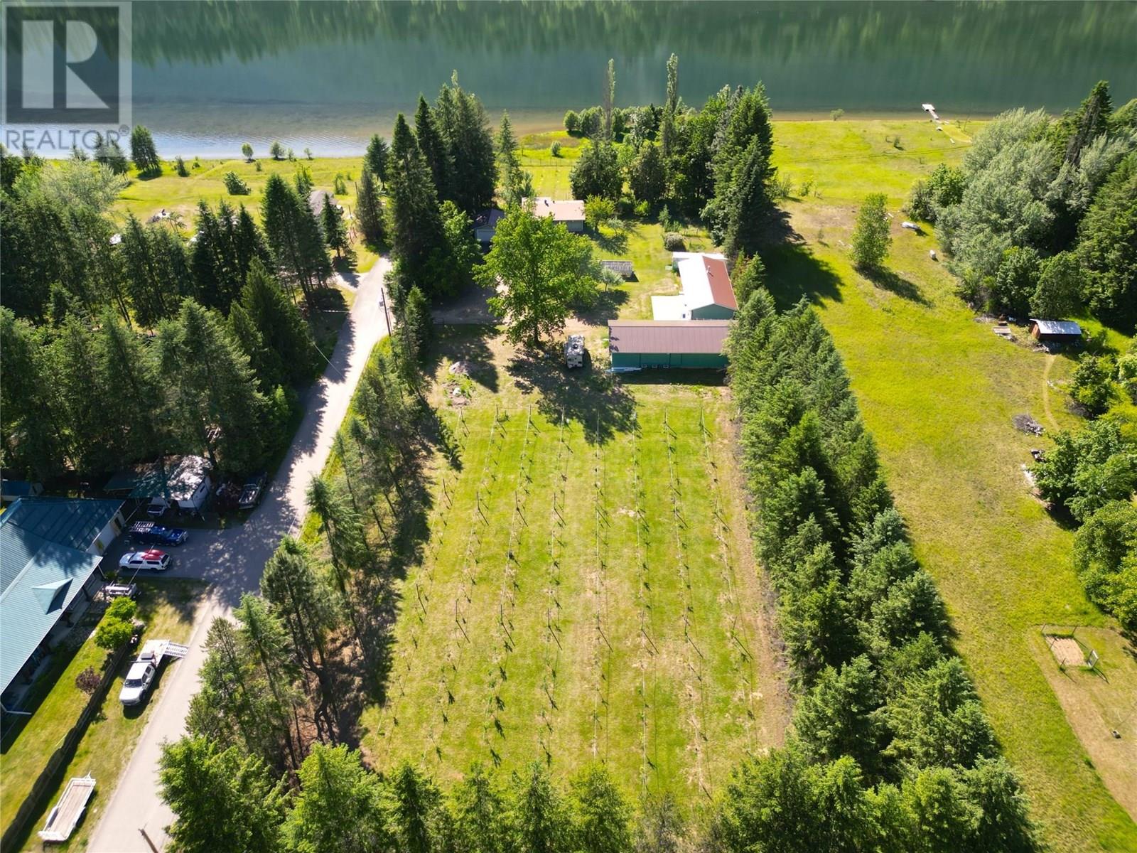 Photo 8 of 1062 Scamp Road, Glade BC