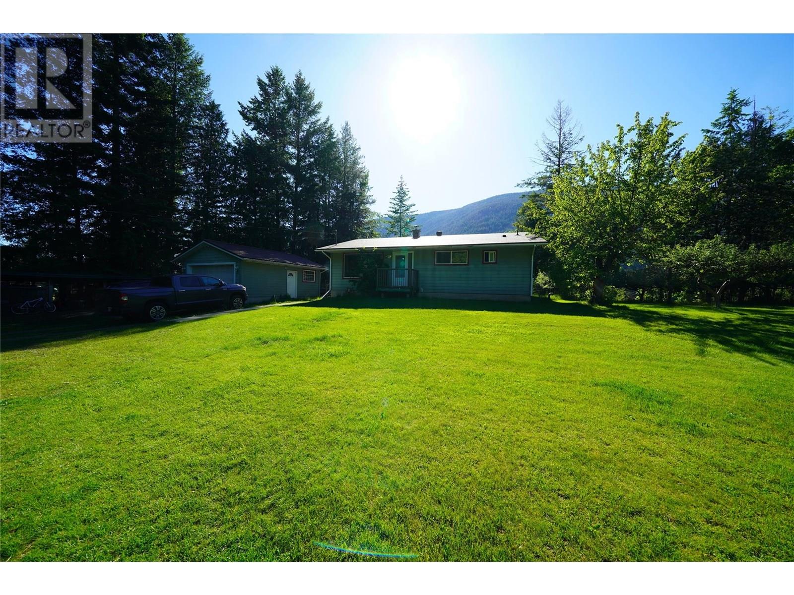 Photo 14 of 1062 Scamp Road, Glade BC