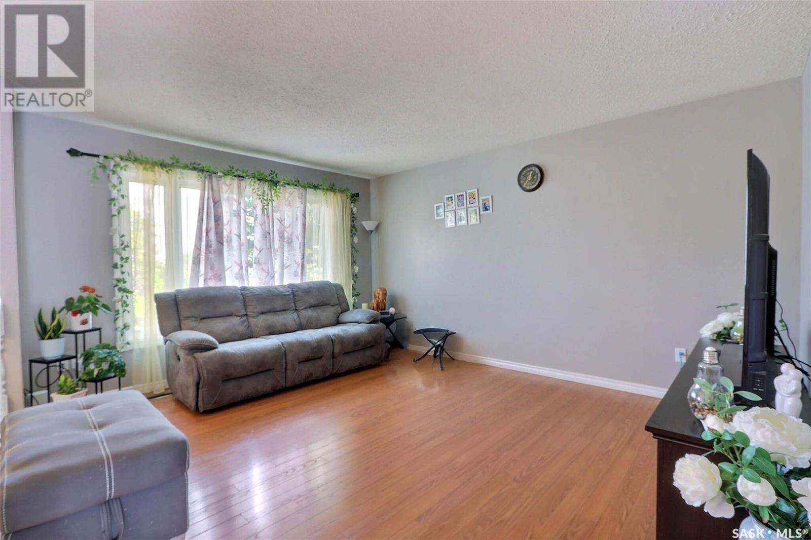 Photo 21 of 1699 Allbright Crescent, Prince Albert SK