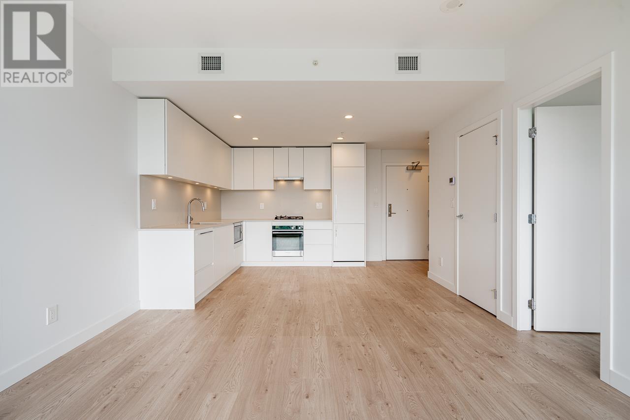 Photo 13 of 2605 2181 Madison Avenue, Burnaby BC