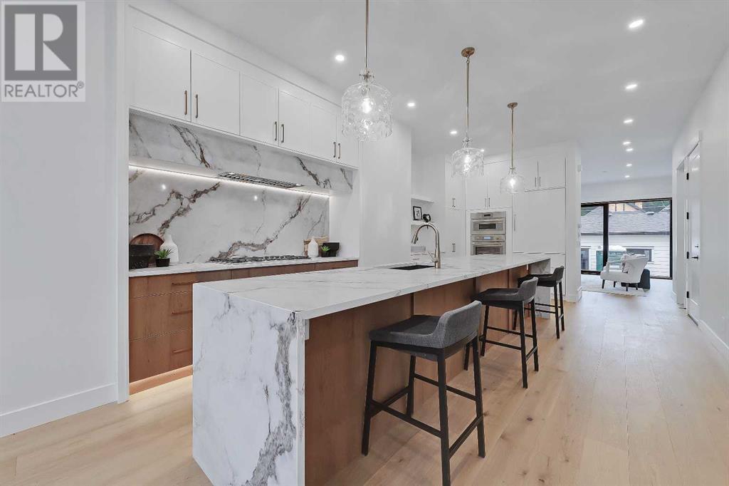 Single Family House for Sale in   Avenue NW West Hillhurst Calgary 