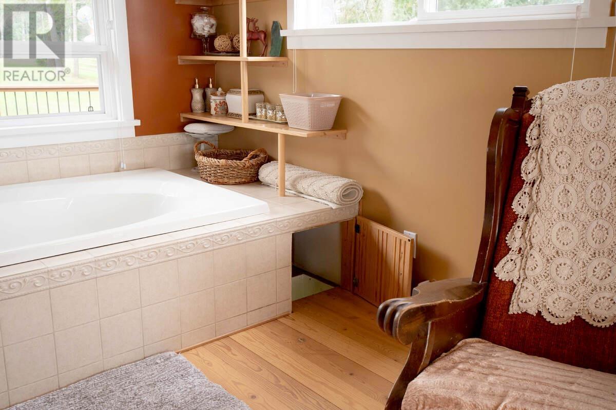 4803 LAKEVIEW ROAD, Lac La Hache