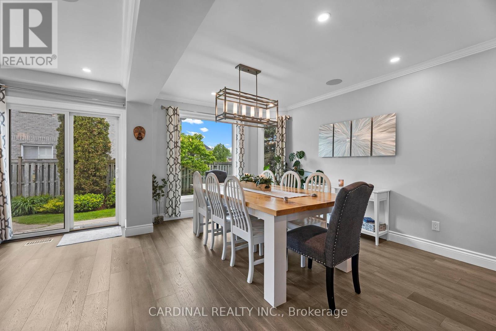 Photo 48 of 124 Avondale Drive, Clarington ON