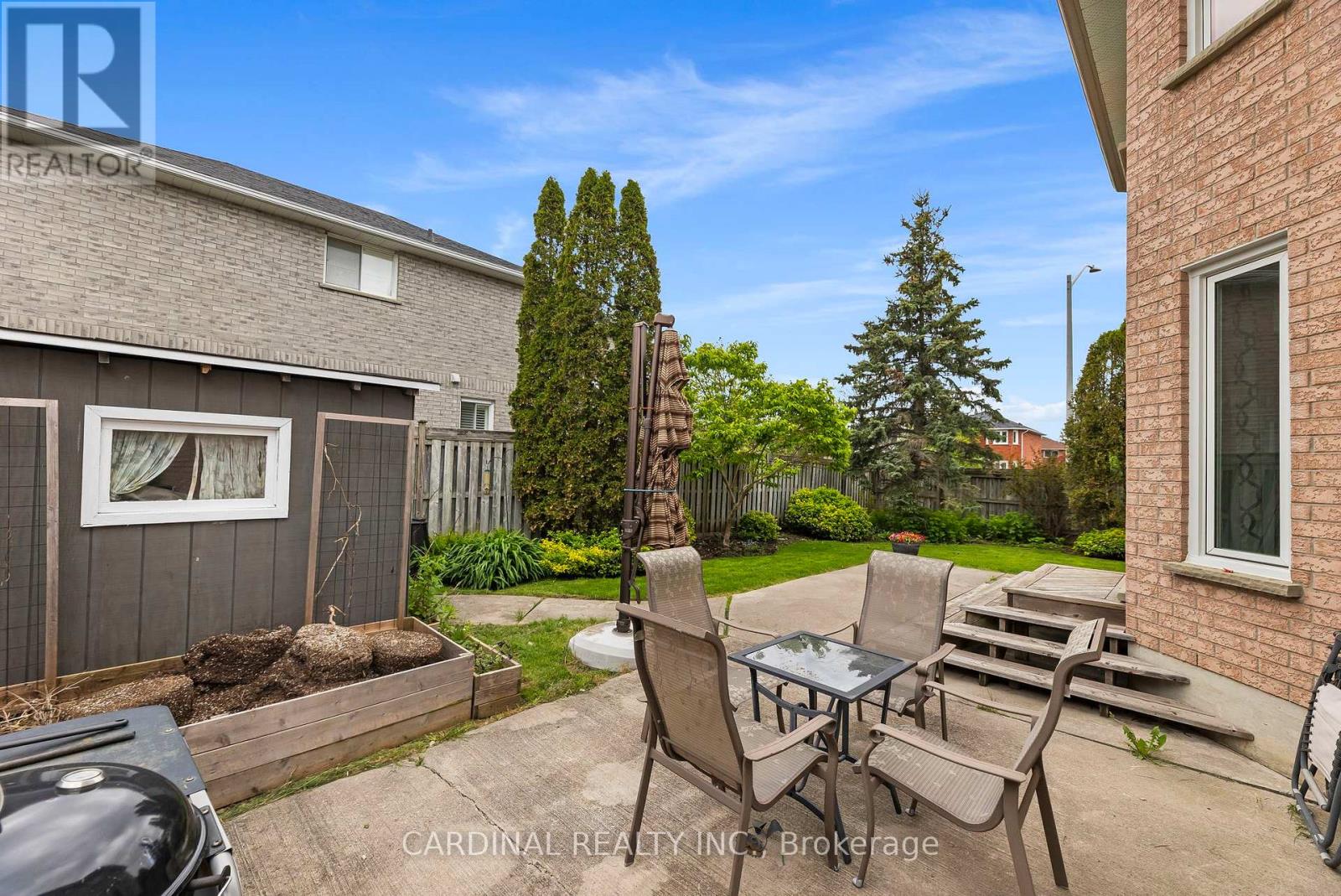 Photo 16 of 124 Avondale Drive, Clarington ON