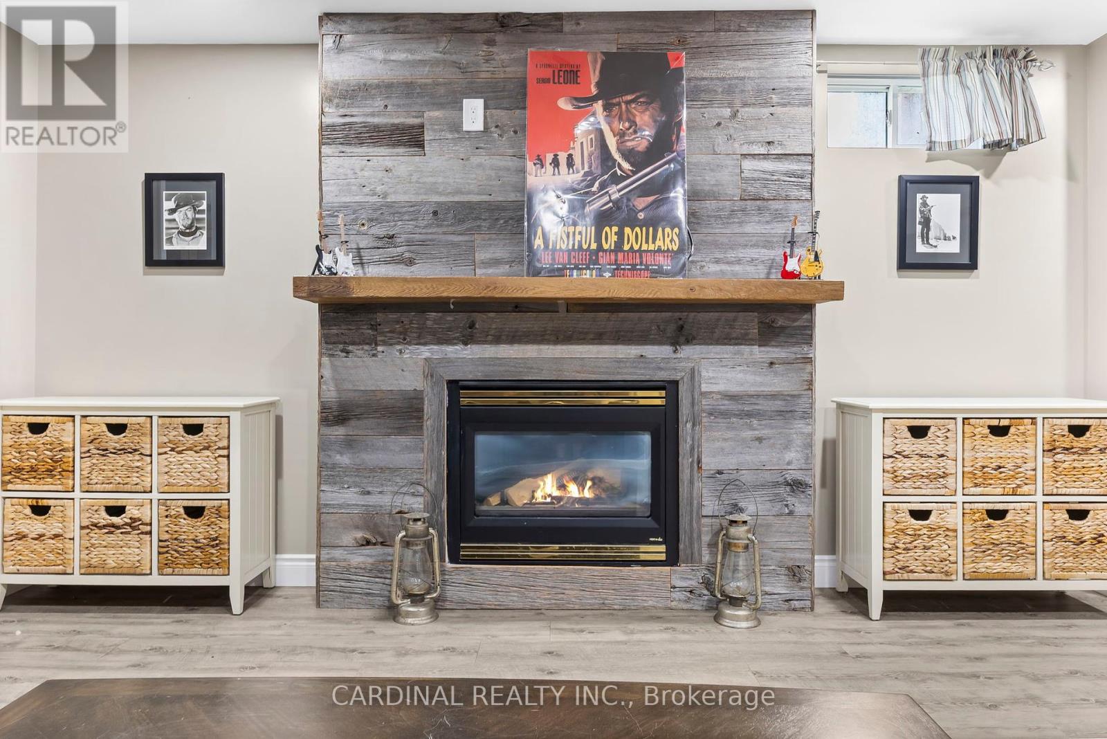 Photo 15 of 124 Avondale Drive, Clarington ON