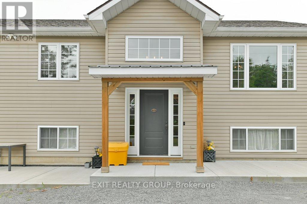 Photo 2 of 2073 Shannon Road, Tyendinaga ON