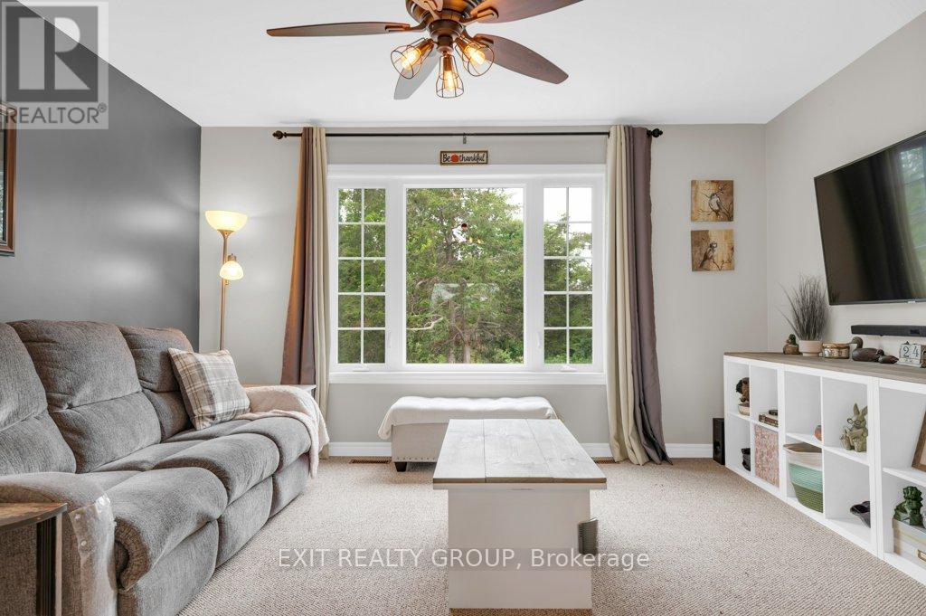 Photo 7 of 2073 Shannon Road, Tyendinaga ON