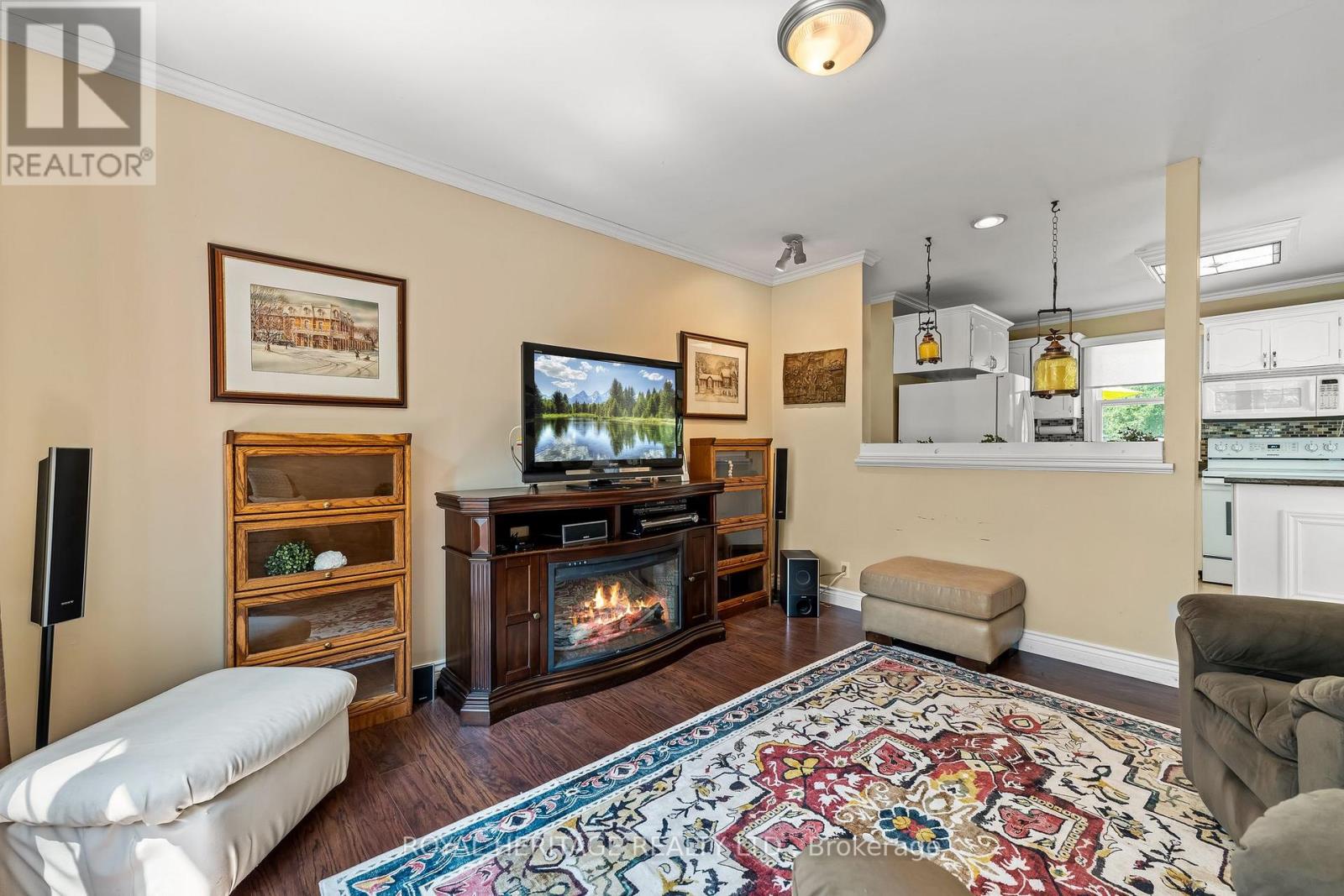 Photo 17 of 93 Ontario Street, Brighton ON