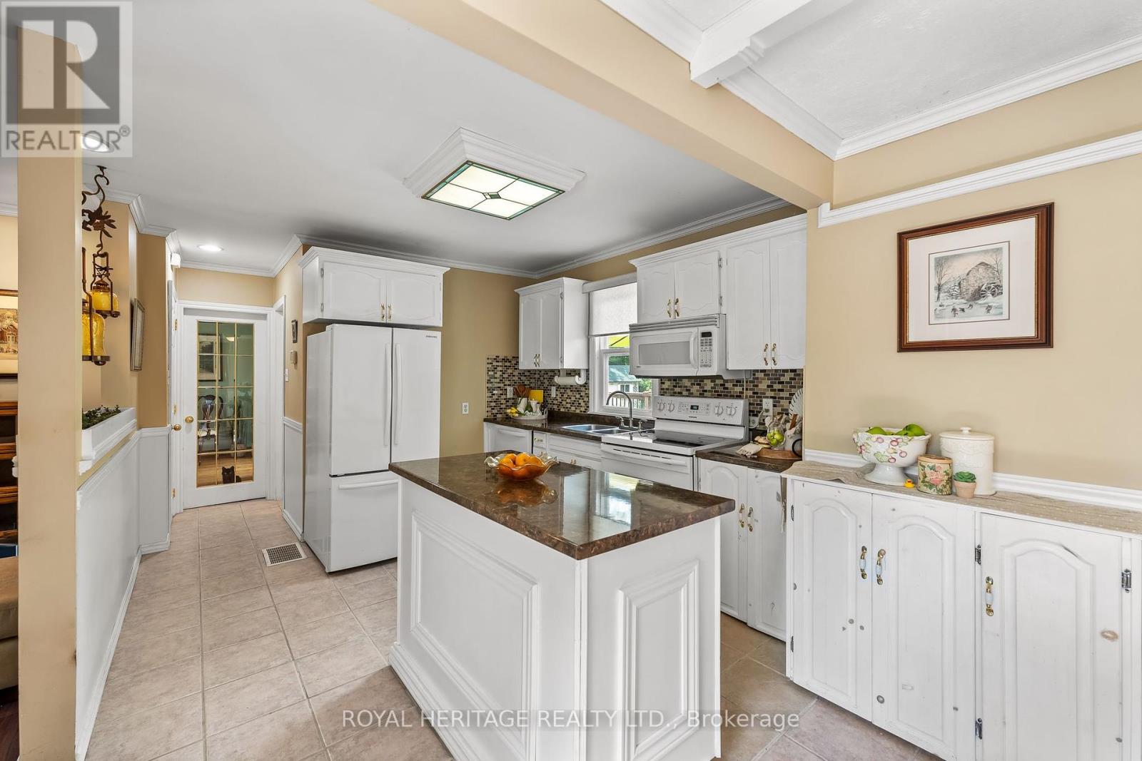 Photo 20 of 93 Ontario Street, Brighton ON