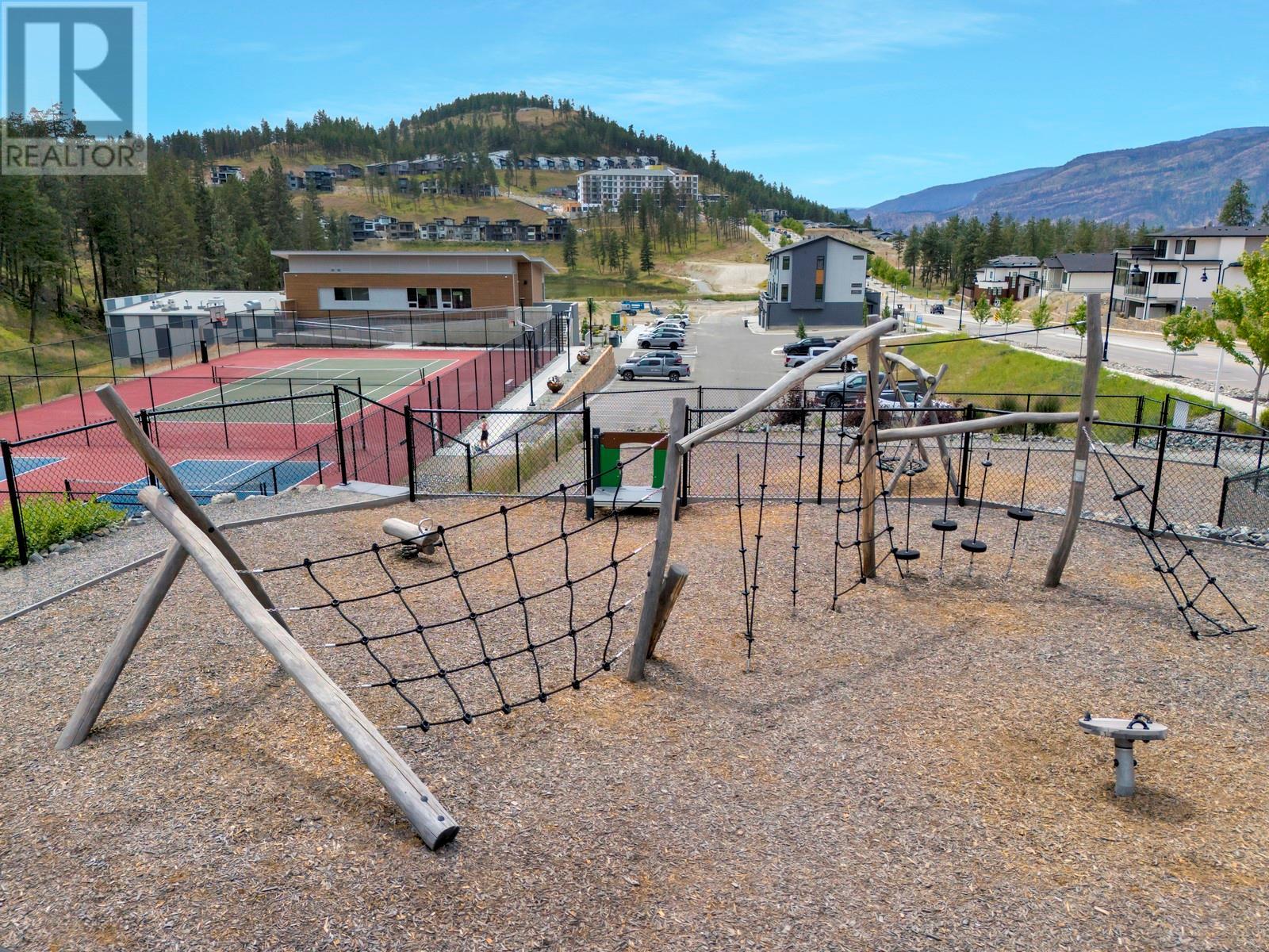 3220 Hilltown Drive Unit# 20, Kelowna