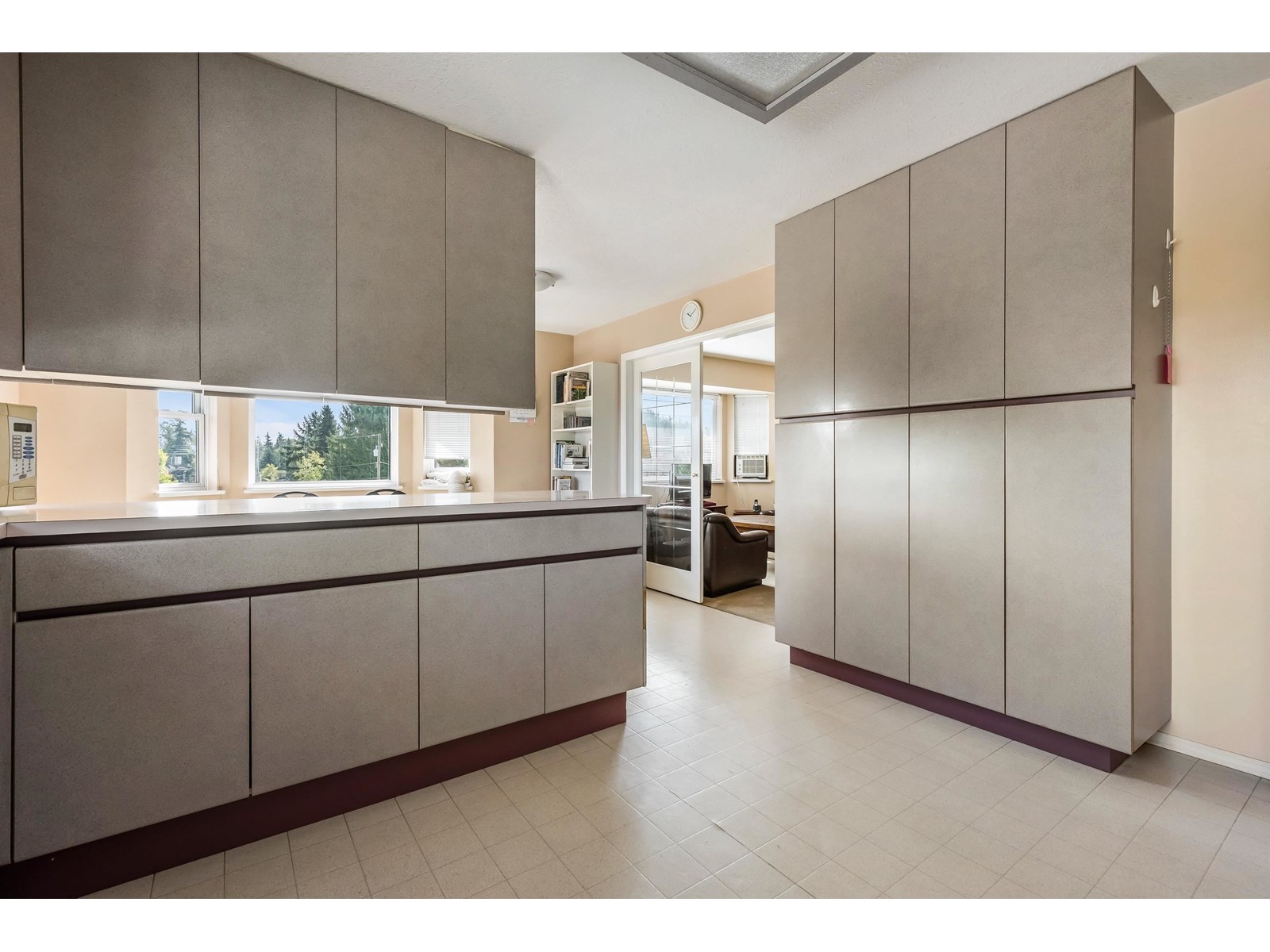 Photo 6 of 1405 227 Street, Langley BC