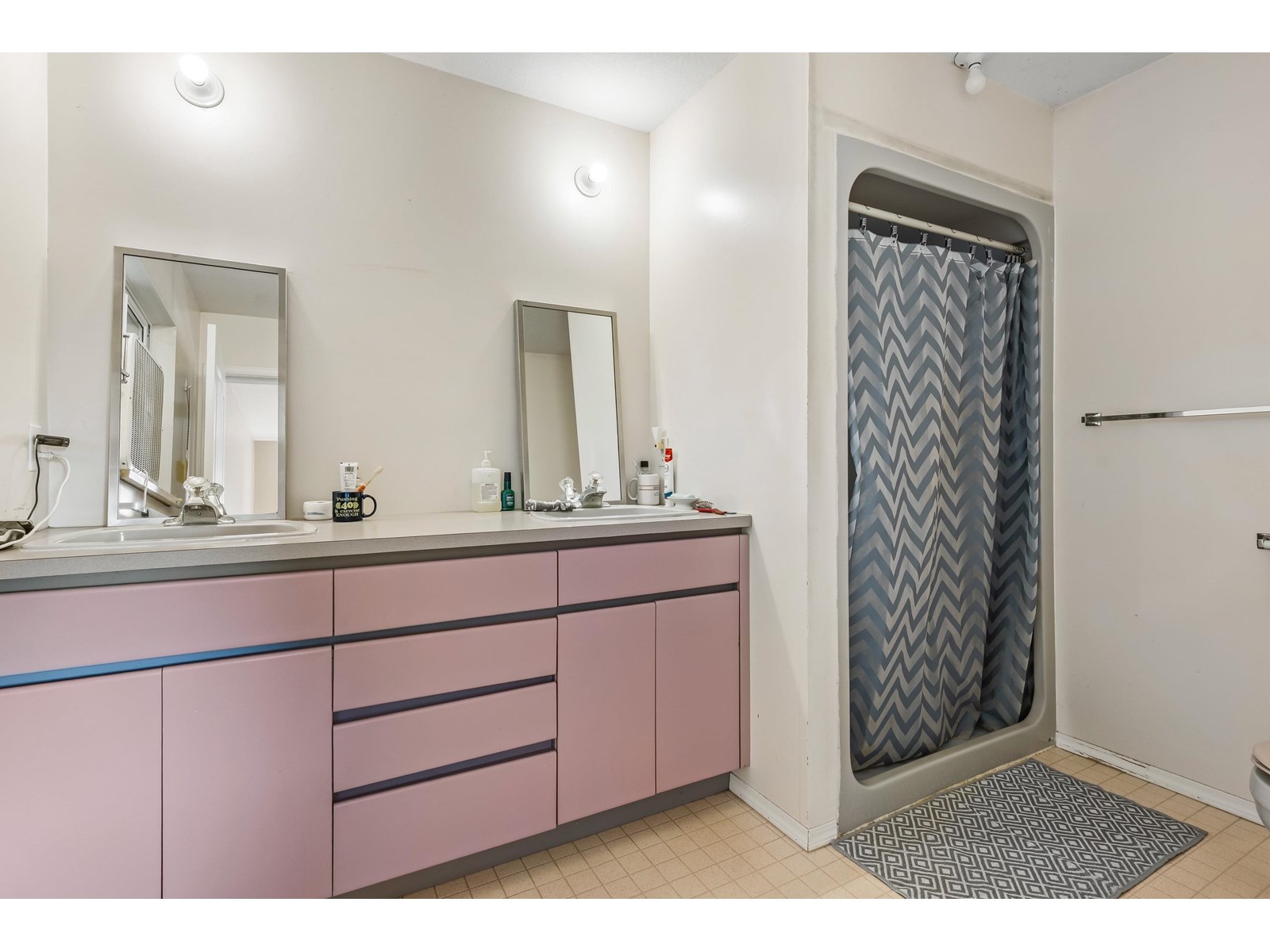 Photo 14 of 1405 227 Street, Langley BC