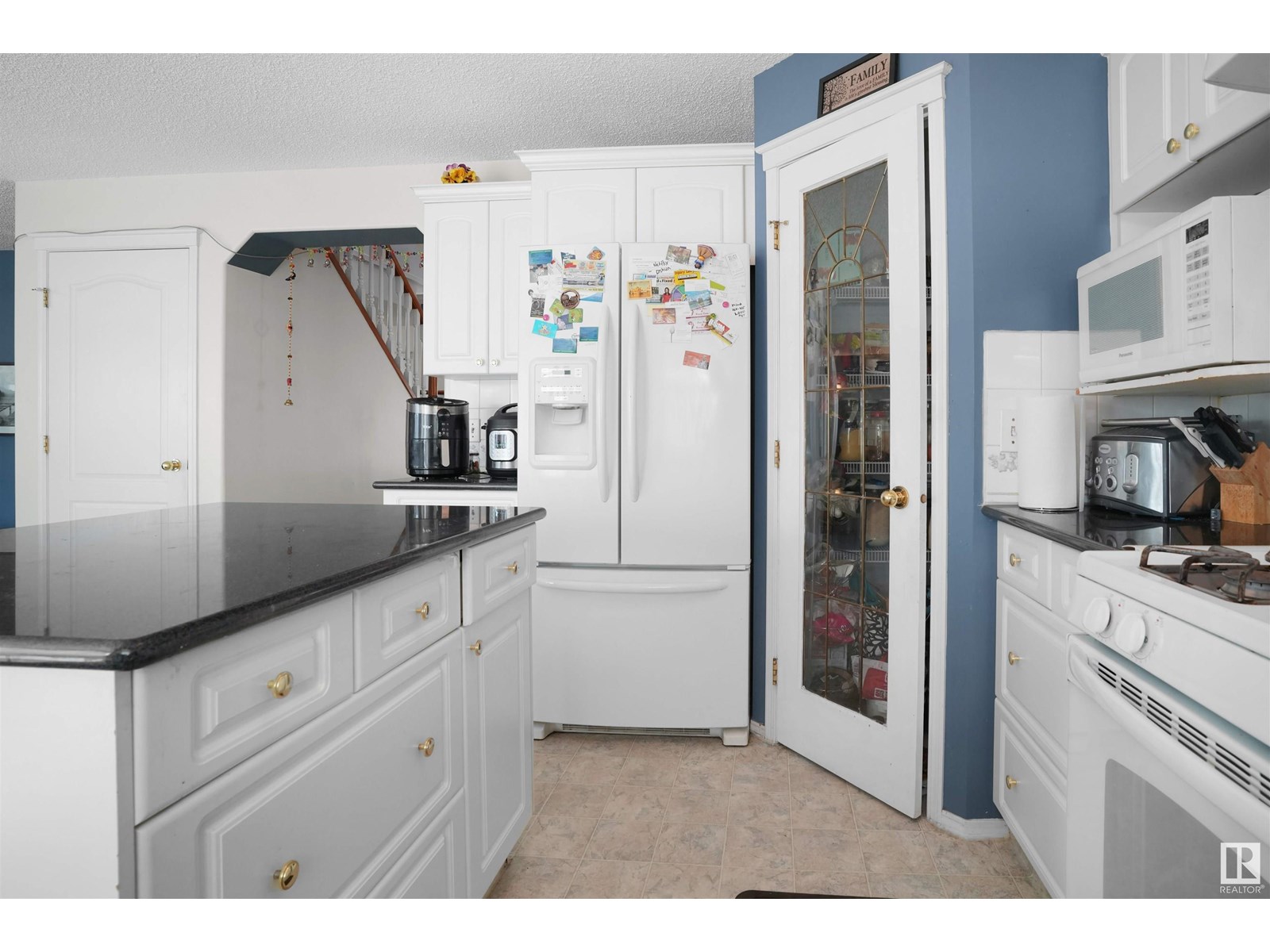 Photo 24 of 2715 44 A Av Nw, Edmonton AB