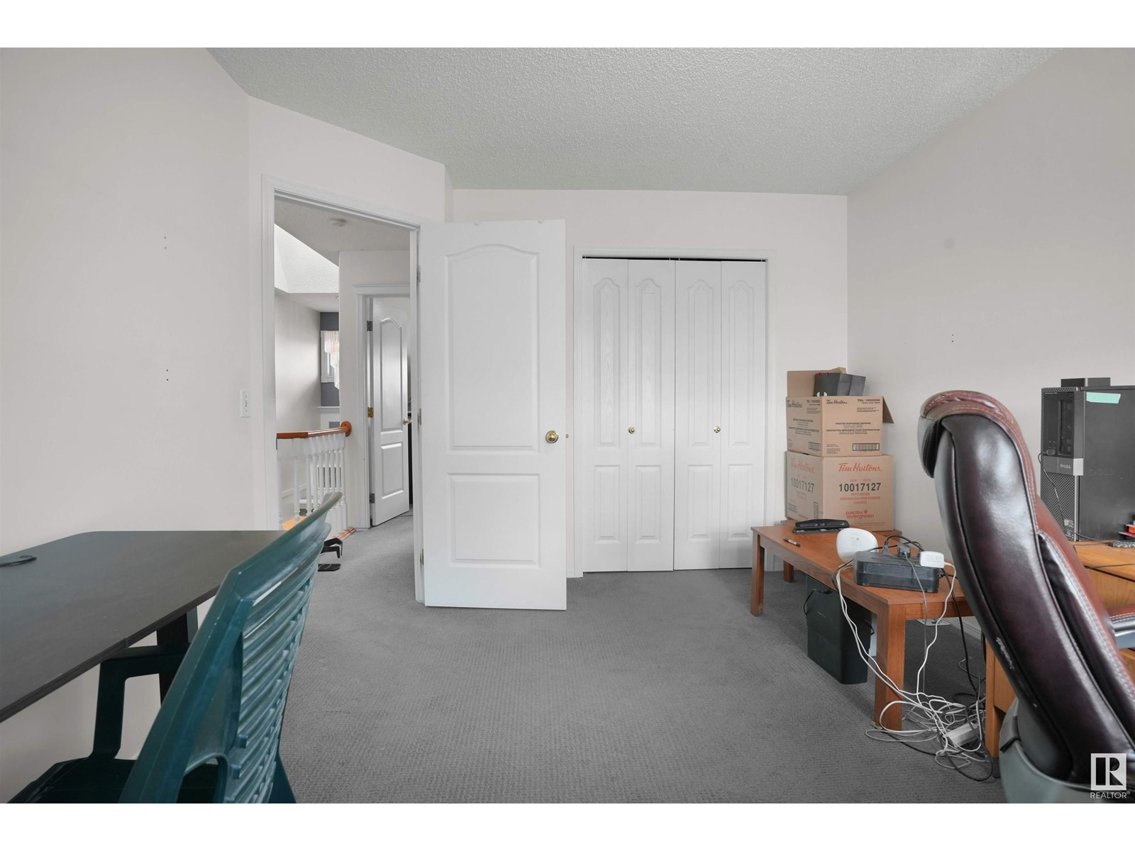 Photo 44 of 2715 44 A Av Nw, Edmonton AB