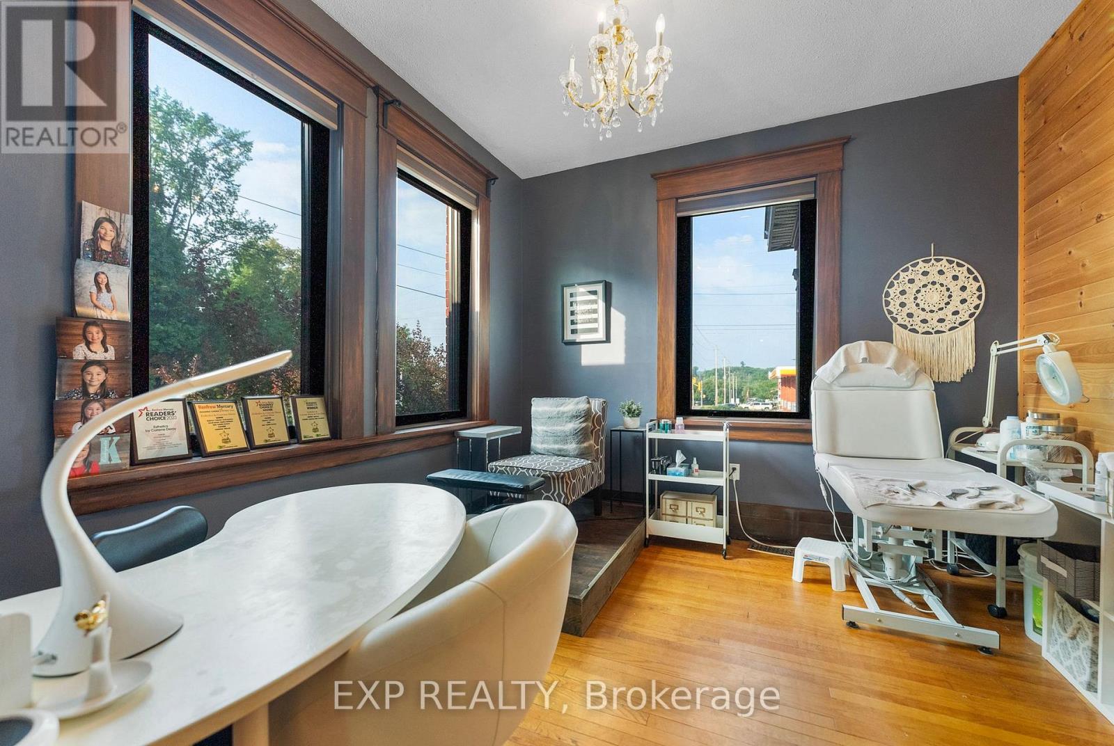 Photo 15 of 48 Hall Avenue E, Renfrew ON