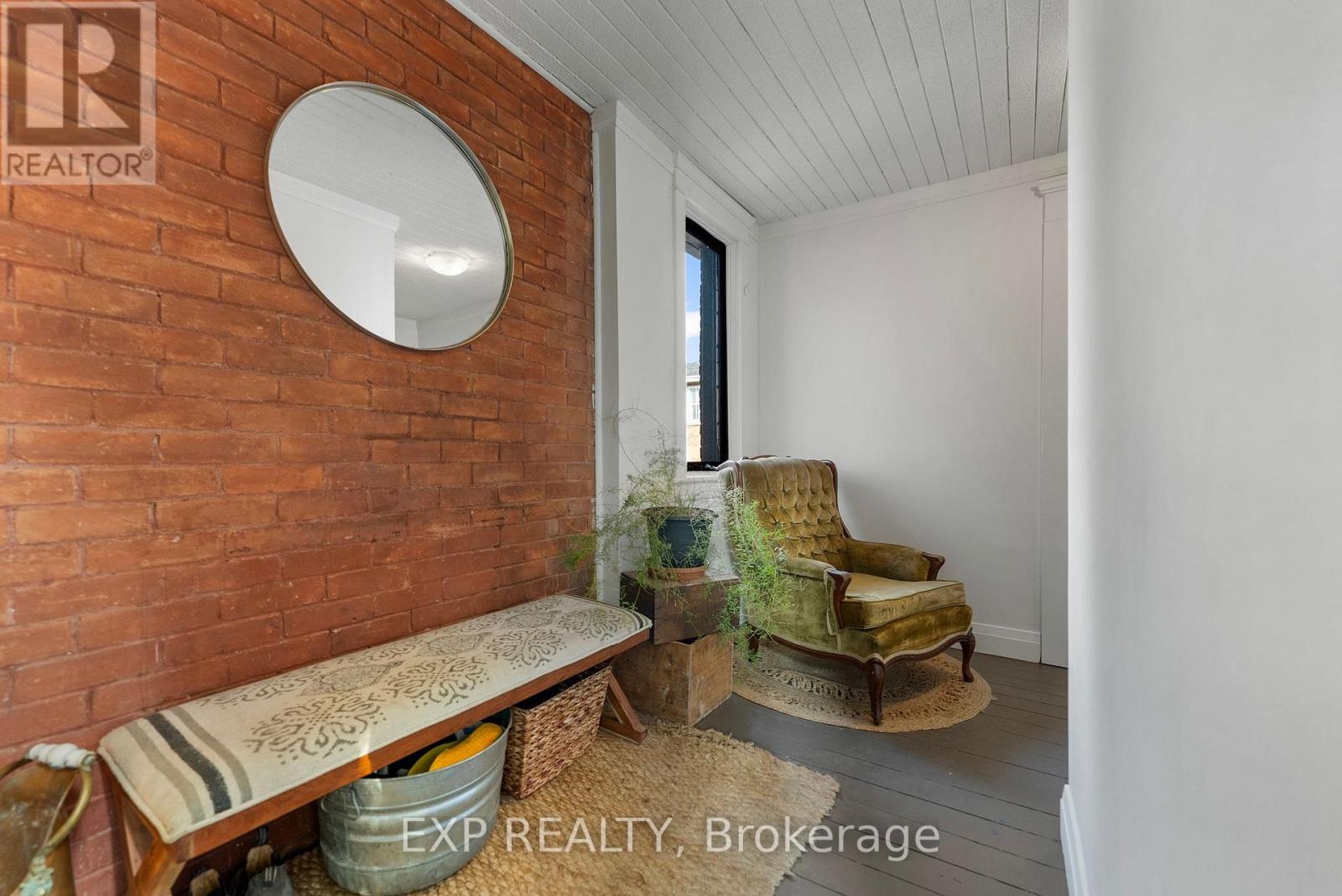 Photo 22 of 48 Hall Avenue E, Renfrew ON