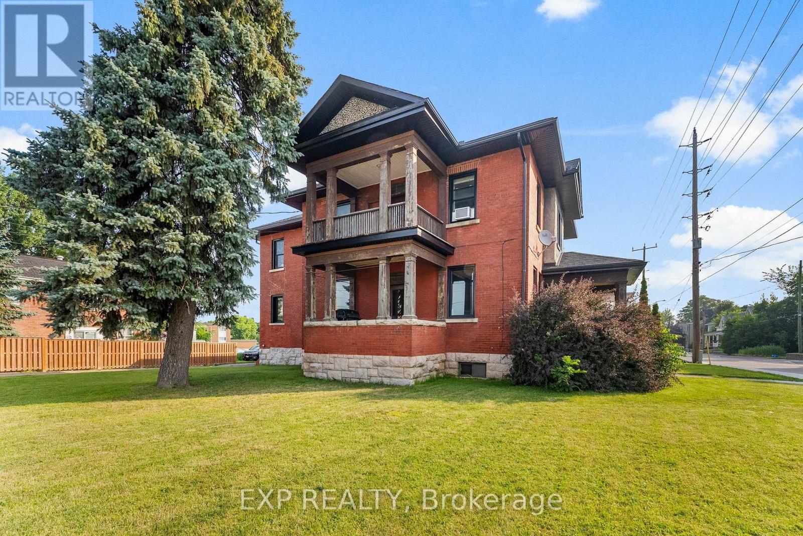 Photo 42 of 48 Hall Avenue E, Renfrew ON
