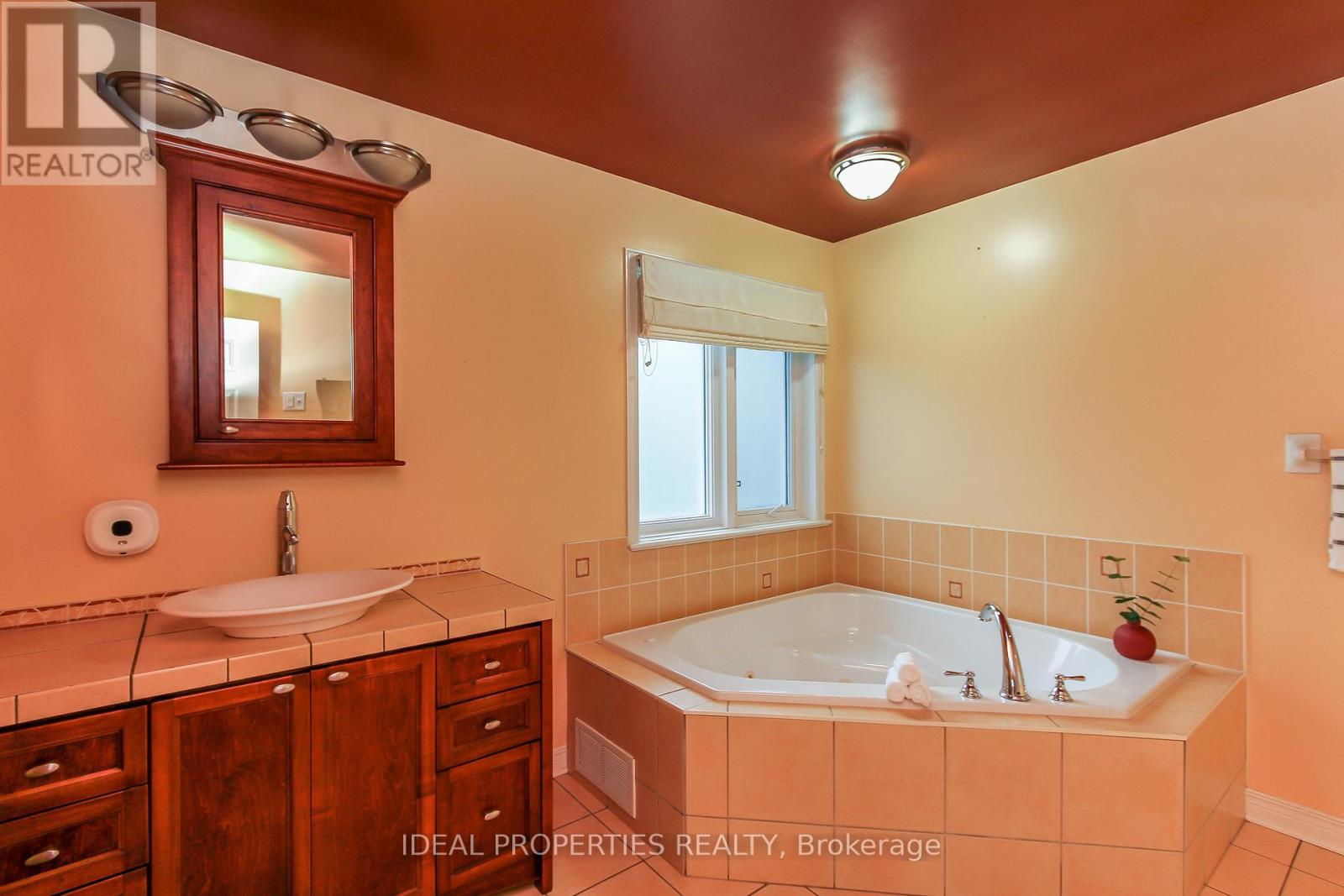 Photo 27 of 208 Pine Ridge Drive, Beckwith ON