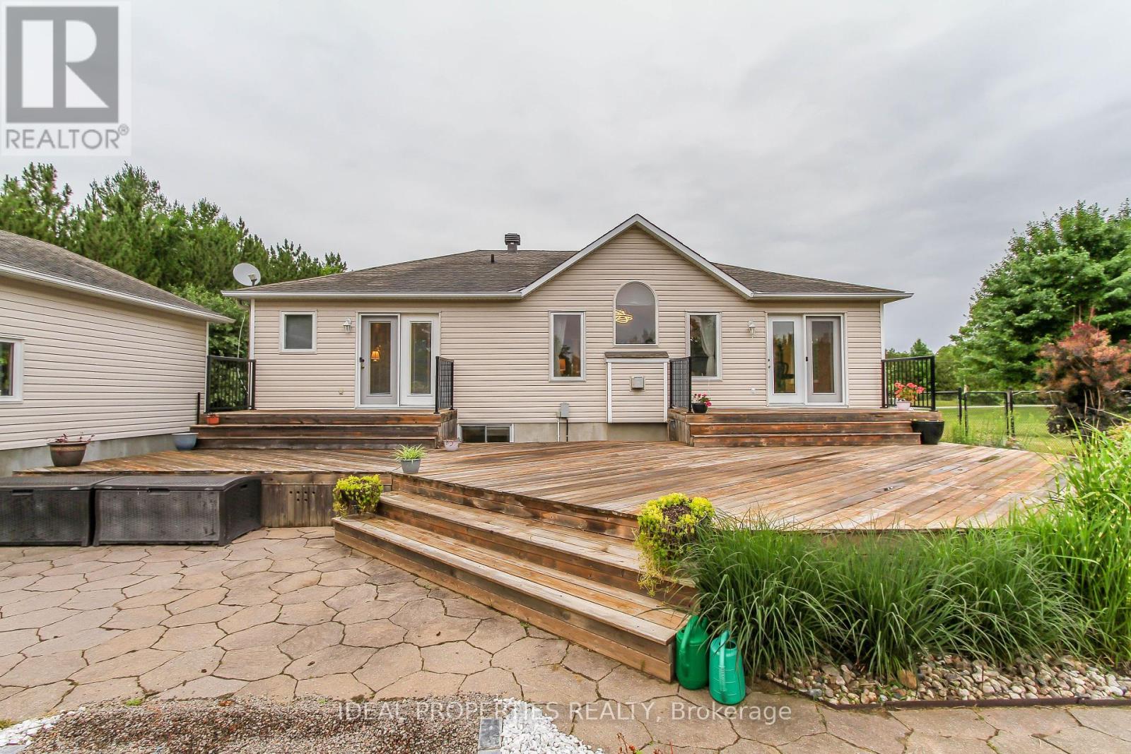 Photo 20 of 208 Pine Ridge Drive, Beckwith ON