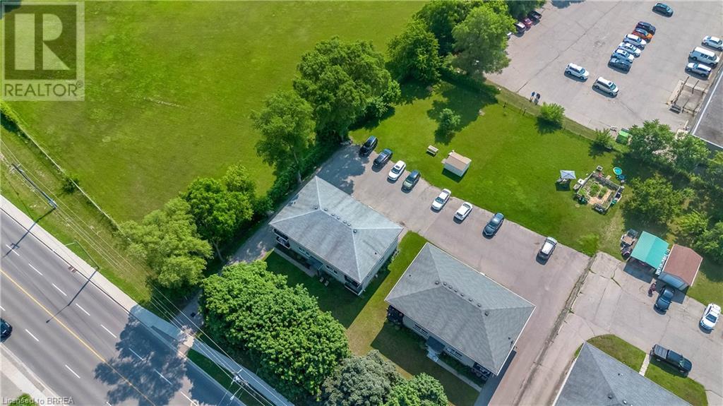Photo 7 of 503 West Street, Brantford ON