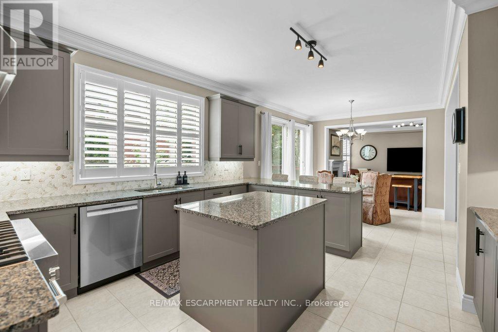 Photo 22 of 1560 Rixon Way, Milton ON