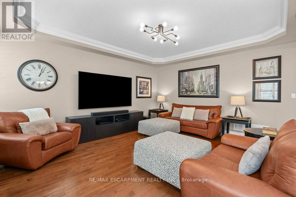 Photo 33 of 1560 Rixon Way, Milton ON