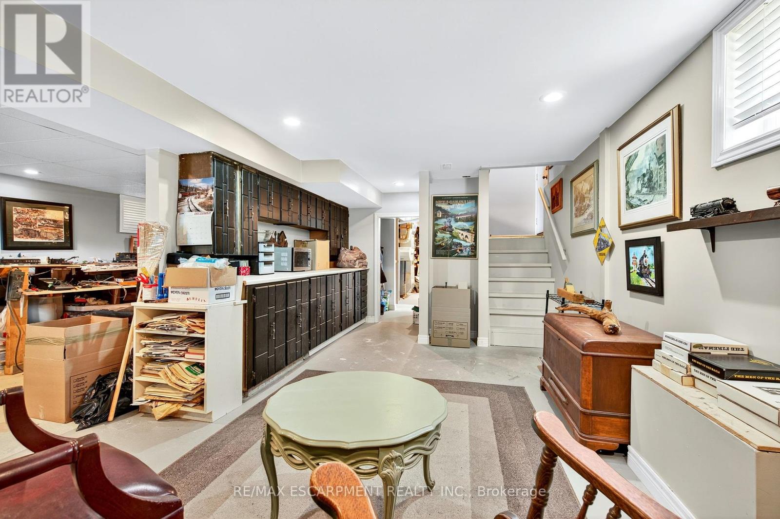 Photo 6 of 593 Braemore Road, Burlington ON