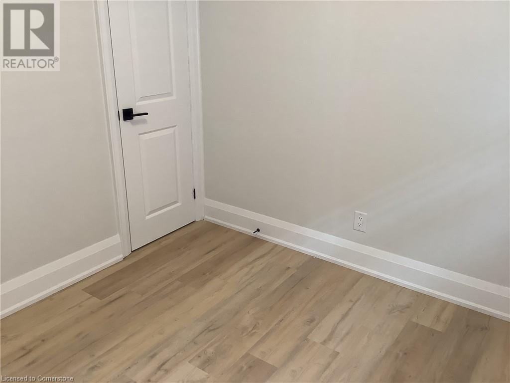 Photo 6 of 229 West 18th Street, Hamilton ON