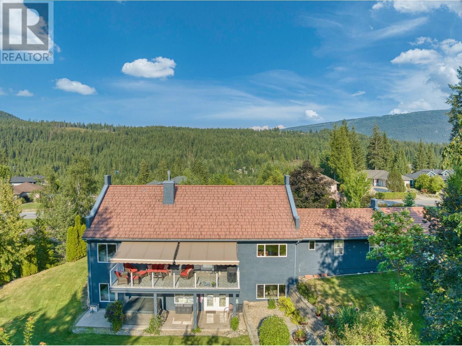 Photo 21 of 2726 Golf Course Drive, Blind Bay BC