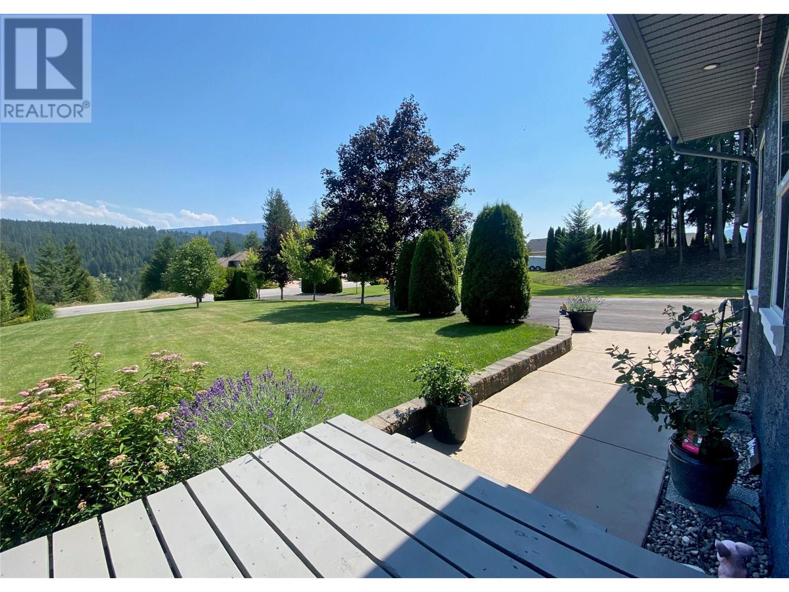 Photo 64 of 2726 Golf Course Drive, Blind Bay BC
