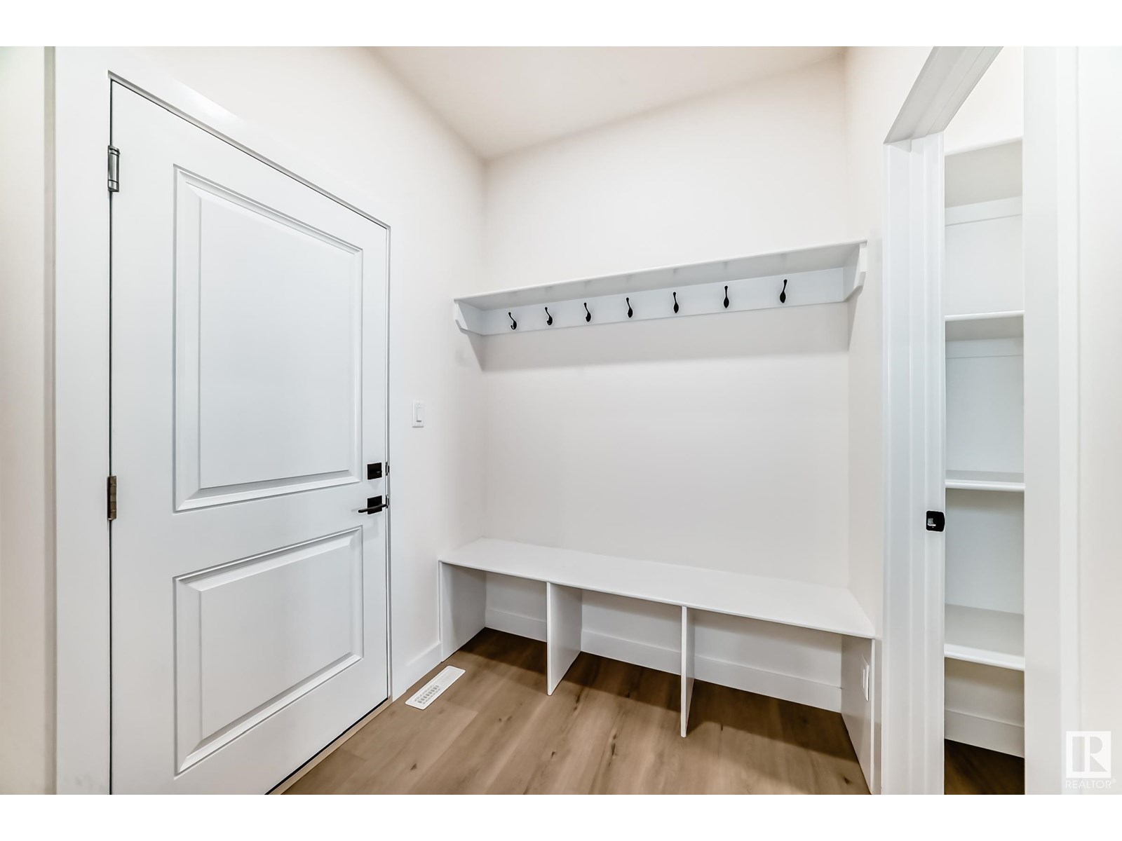 3720 67 ST, Beaumont