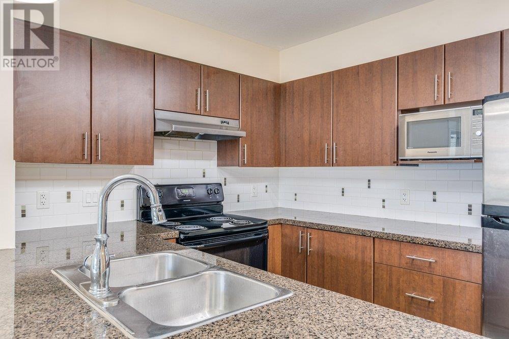 Photo 22 of 313 12075 228 Street, Maple Ridge BC