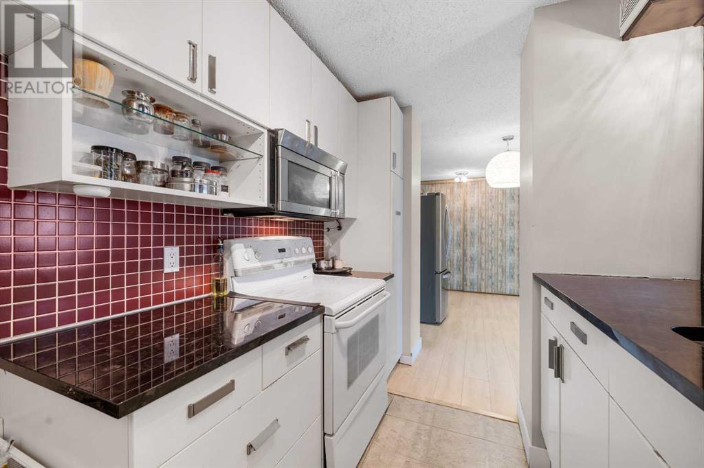 Single Family House for Sale in    Avenue SW Beltline Calgary 