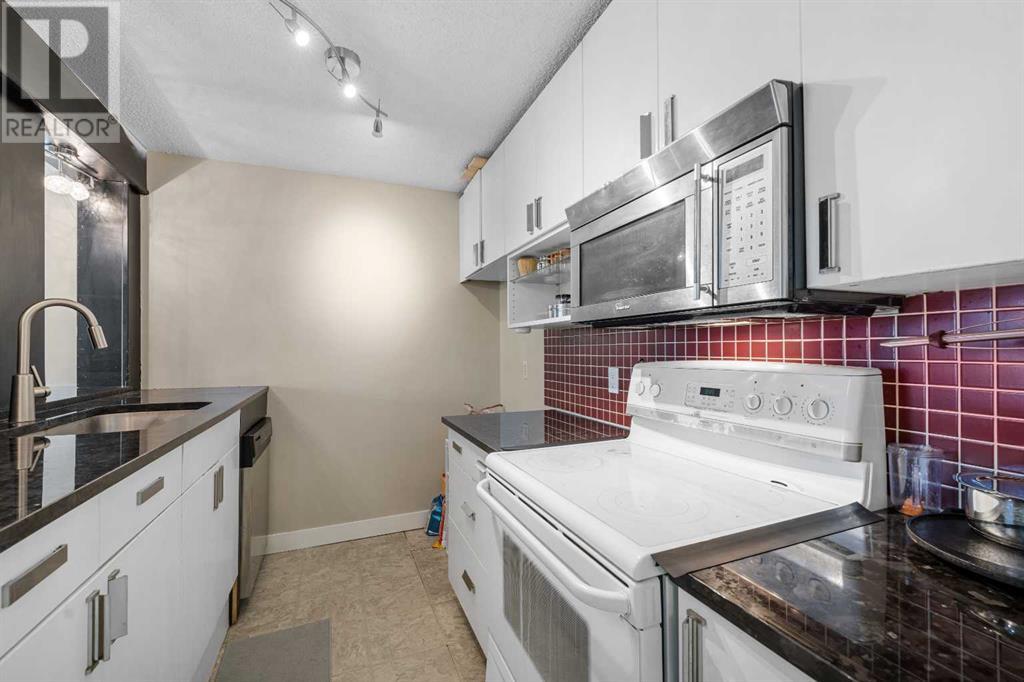 Single Family House for Sale in    Avenue SW Beltline Calgary 