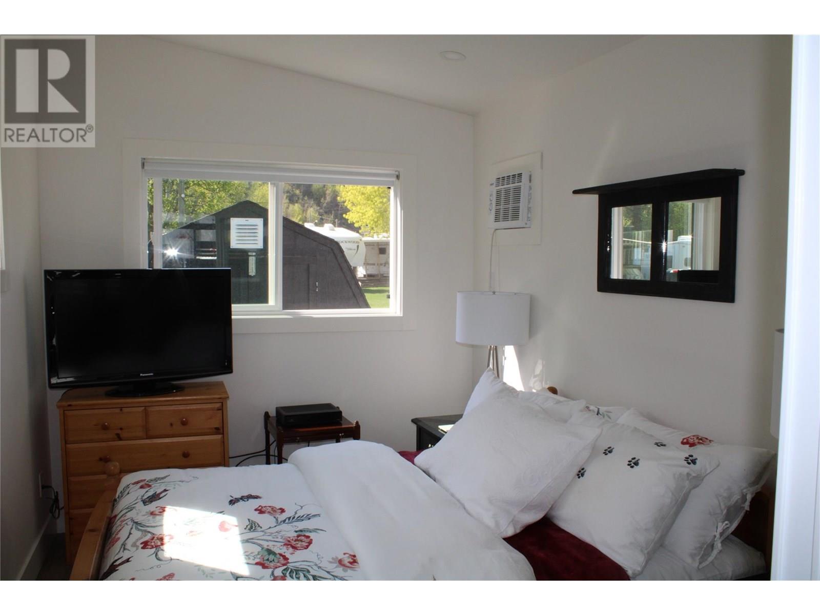 Photo 3 of 1226 2nd Avenue Unit 38, Chase BC