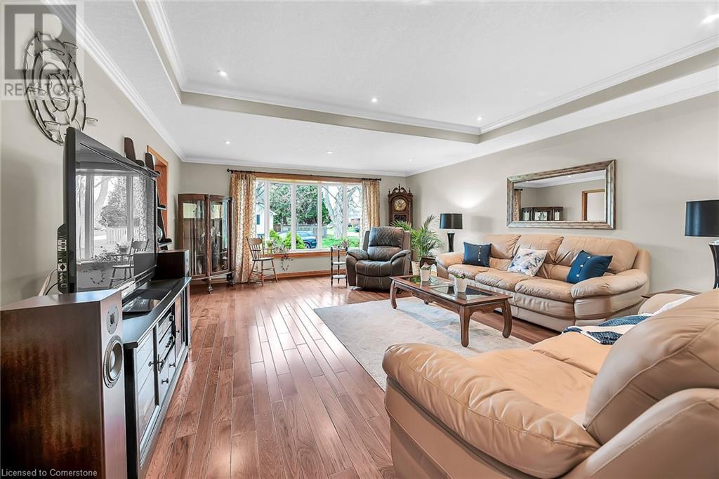 Photo 11 of 2352 Brinell Avenue, Burlington ON