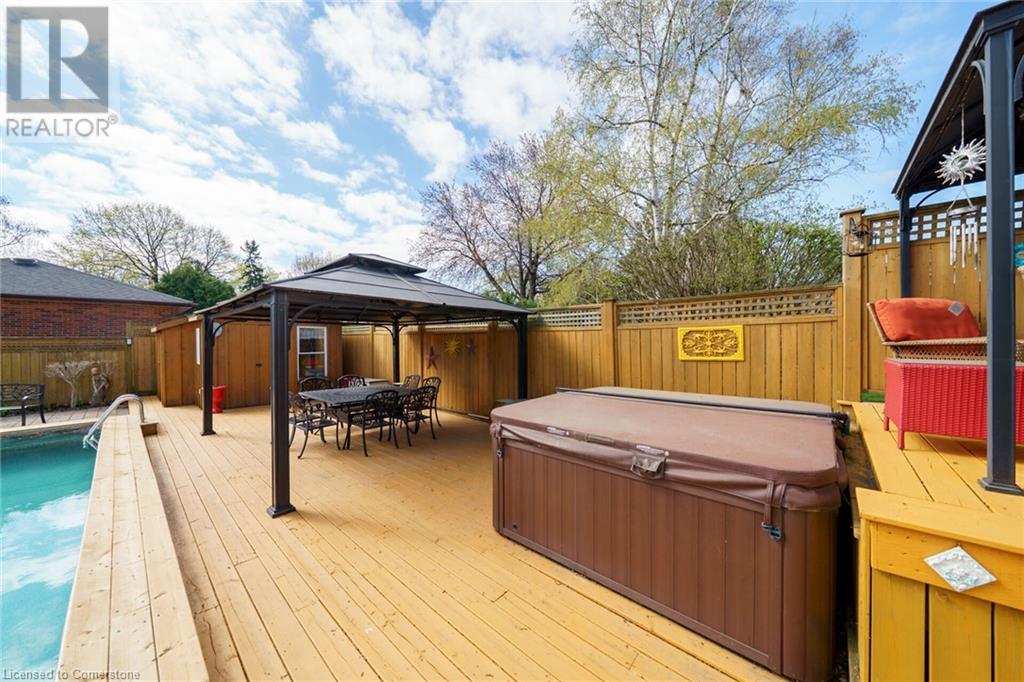 Photo 4 of 2352 Brinell Avenue, Burlington ON