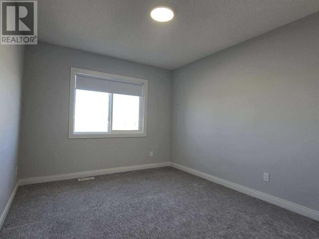 Single Family House for Sale in  Creekside Way SW Pine Creek Calgary 